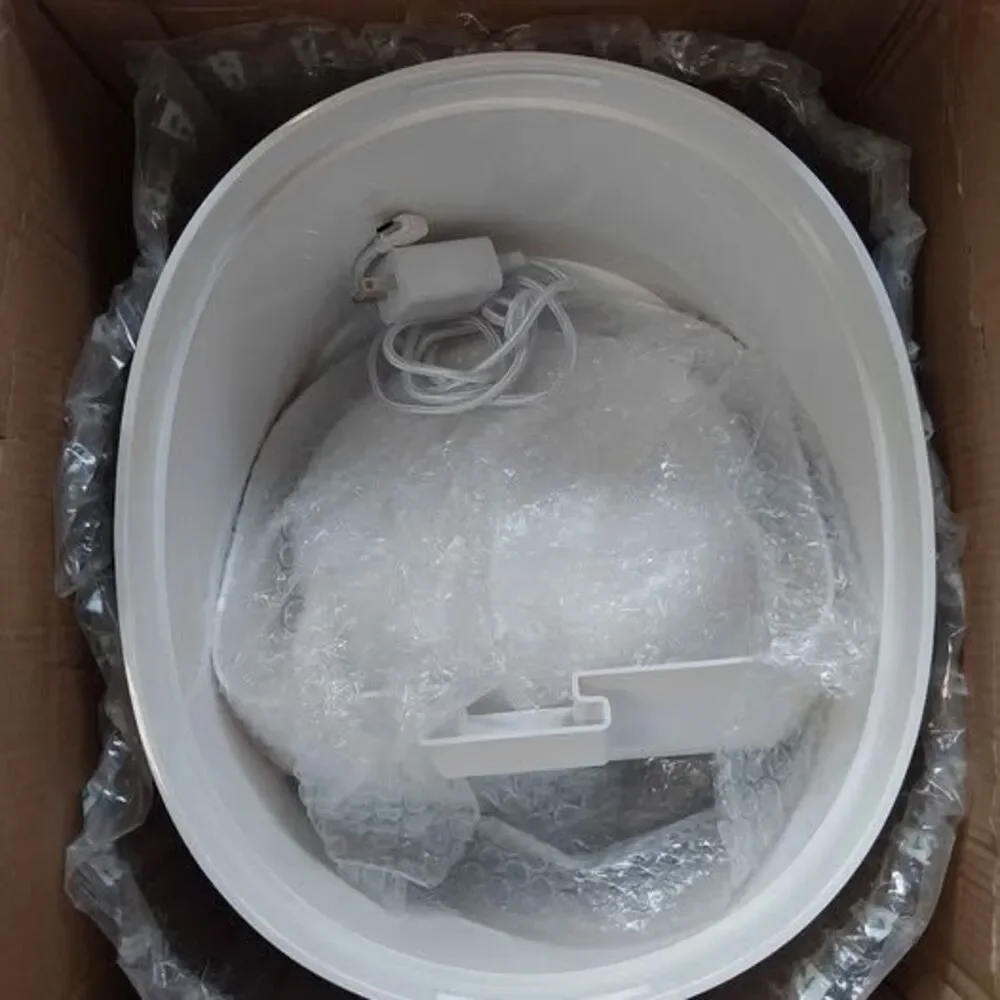 Petlibro Space Automatic pet feeder and vacuum-sealed food storage